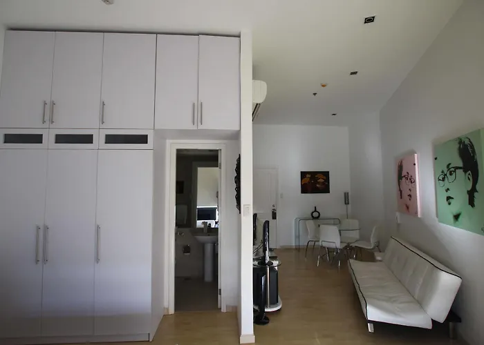 Hotel Siglo Suites @ The Gramercy Residences